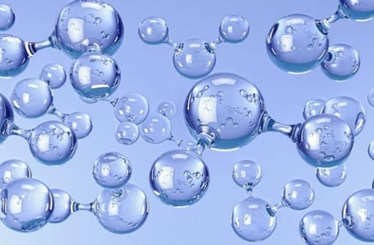 La formula dell’acqua: si scrive H2O e si legge acqua, ecco cosa c'è dentro un bicchiere