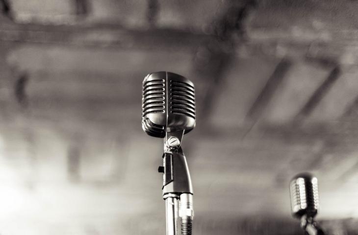 Le cinque canzoni italiane che celebrano l’acqua