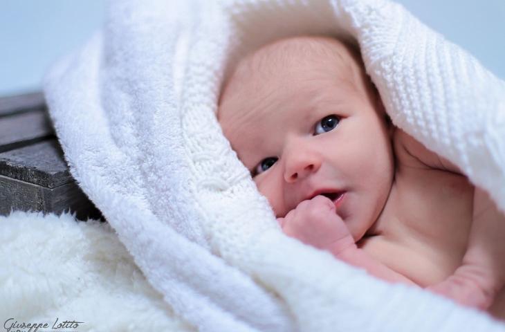 Acqua per Neonati: Guida Completa alla Scelta e all'Uso Sicuro