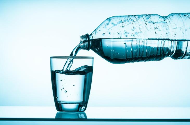 Cristiano Ronaldo e l’invito “virale” a bere acqua
