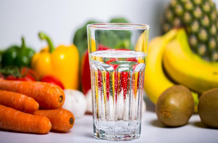 Giusta alimentazione e tanta acqua contro l'Alzheimer 