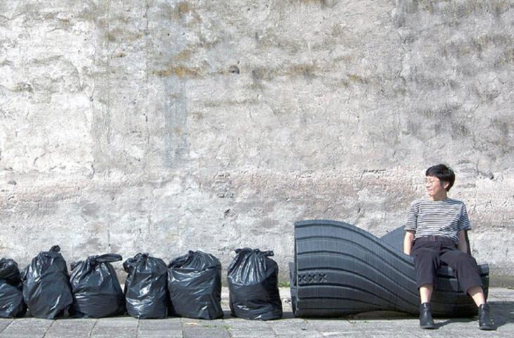 I rifiuti di plastica trasformati in panchine pubbliche 