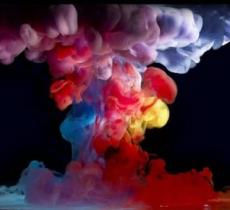 Acqua e vernice nelle opere astratte e del fotografo Mark Mawson