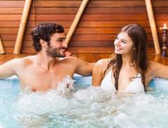 A San Valentino una coppia su 2 riaccende la passione alle Terme