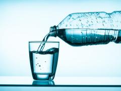 Cristiano Ronaldo e l’invito “virale” a bere acqua