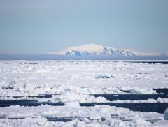 Cambiamenti climatici: possibile ricongelare le calotte polari 