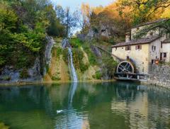 Il Molinetto della Croda, uno dei più antichi mulini ad acqua in Italia - In a Bottle