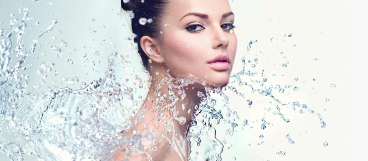 Acqua segreto di bellezza per molte celebrities – In a Bottle
