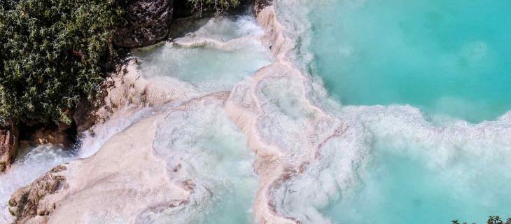 Piscine Turchesi di Millpu in Perù nella Ande un Paradiso Naturale – In a Bottle